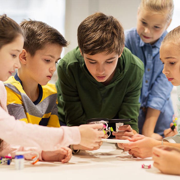 children in a group learning together